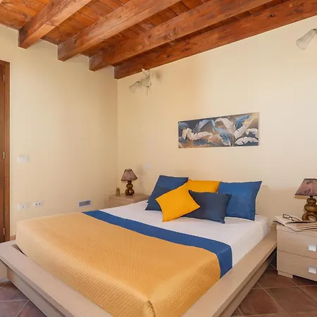 - Spazioso Al Centro Апартаменты