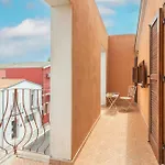 - Spazioso Al Centro Appartement SantʼAntìoco