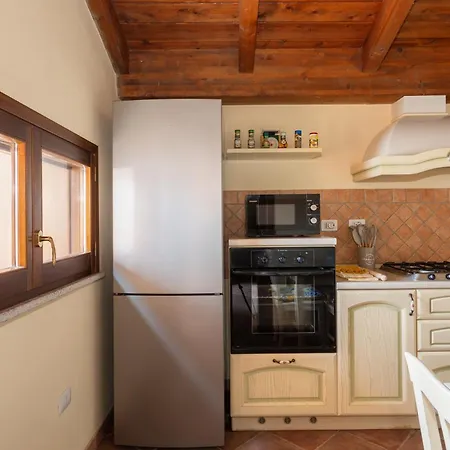 - Spazioso Al Centro Appartement
